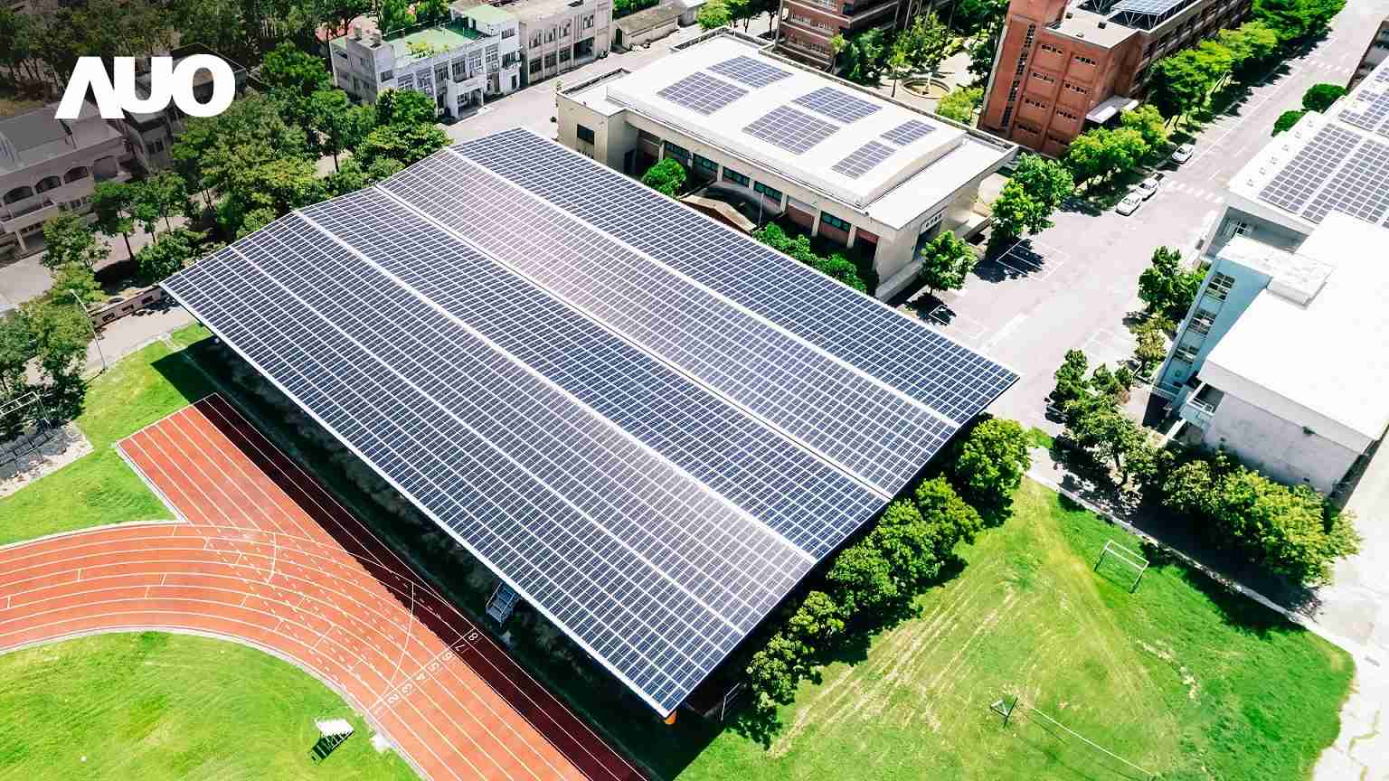 888.BY集团电子游戏SunSteel光电整合型浪板具备快速安装、、、轻量化优势,,可提升15%发电效能,,,通过国际IEC与台湾VPC认证安全、、、防漏、、耐候标准